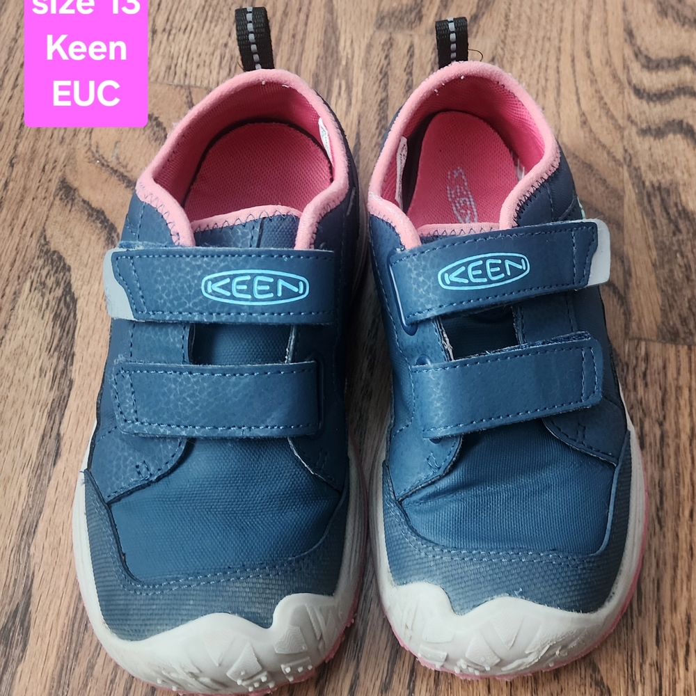 Keen Kids Navy and Pink Sneakers
